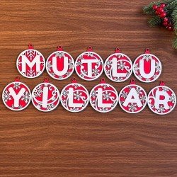 11 Harfli Kırmızı Beyaz İpli MUTLU YILLAR Yazılı Ahşap Yılbaşı Ağaç Süsü 11 Harfli Kırmızı Beyaz İpli MUTLU YILLAR Yazılı Ahşap Yılbaşı Ağaç Süsü