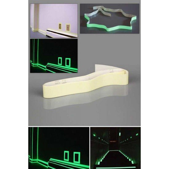 Karanlıkta Işık Veren Yansıyan 4 Metre Fosforlu Yeşil Şerit Bant Karanlıkta Işık Veren Yansıyan 4 Metre Fosforlu Yeşil Şerit Bant