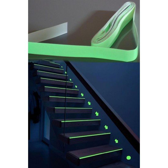 Karanlıkta Işık Veren Yansıyan 4 Metre Fosforlu Yeşil Şerit Bant Karanlıkta Işık Veren Yansıyan 4 Metre Fosforlu Yeşil Şerit Bant