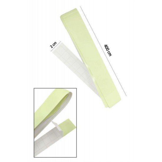 Karanlıkta Işık Veren Yansıyan 4 Metre Fosforlu Yeşil Şerit Bant Karanlıkta Işık Veren Yansıyan 4 Metre Fosforlu Yeşil Şerit Bant
