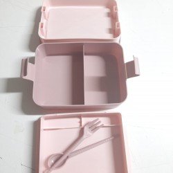 Kulplu Beslenme Kabı  2 Bölmeli Mandallı Diyet Kabı -Çatal Kaşık Dahildir Kulplu Beslenme Kabı  2 Bölmeli Mandallı Diyet Kabı -Çatal Kaşık Dahildir