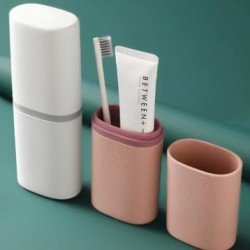 Seyahat Tipi Diş Macun ve Fırçası Kabı Seyahat Tipi Diş Macun ve Fırçası Kabı