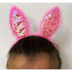 Kenarları Dantelli Pembe Pullu Payetli Led Işıklı Tavşan Kulak Taç 23x19 cm Kenarları Dantelli Pembe Pullu Payetli Led Işıklı Tavşan Kulak Taç 23x19 cm