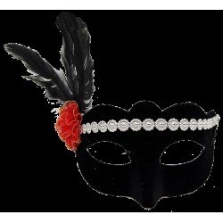 Siyah Renk Süet Kaplama Gümüş Dantelli Kırmızı Gül Tasarımlı Parti Maskesi 18x20 cm Siyah Renk Süet Kaplama Gümüş Dantelli Kırmızı Gül Tasarımlı Parti Maskesi 18x20 cm