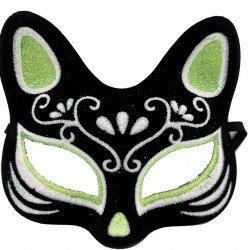 Siyah Renk Süet Kaplama Üzeri Gümüş Yeşil Simli Kedi Maskesi 17x14 cm Siyah Renk Süet Kaplama Üzeri Gümüş Yeşil Simli Kedi Maskesi 17x14 cm