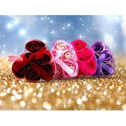 Kalp Kutulu Gül Şeklinde Sabun Kalp Kutulu Gül Şeklinde Sabun