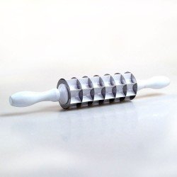 Kare Mantı Merdanesi 7 Bıçaklı Kare Mantı Merdanesi 7 Bıçaklı