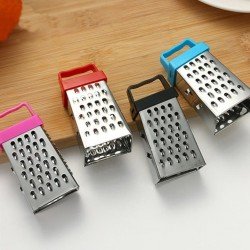 3 Fonksiyonlu Mıknatıslı Mini Sarımsak Peynir Rendesi 8 cm 3 Fonksiyonlu Mıknatıslı Mini Sarımsak Peynir Rendesi 8 cm